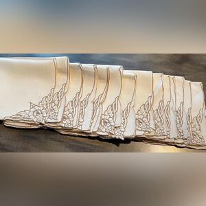 Cream Linen Cloth Napkins 16x16 Embroidered Floral Corners Dining Table Set 14